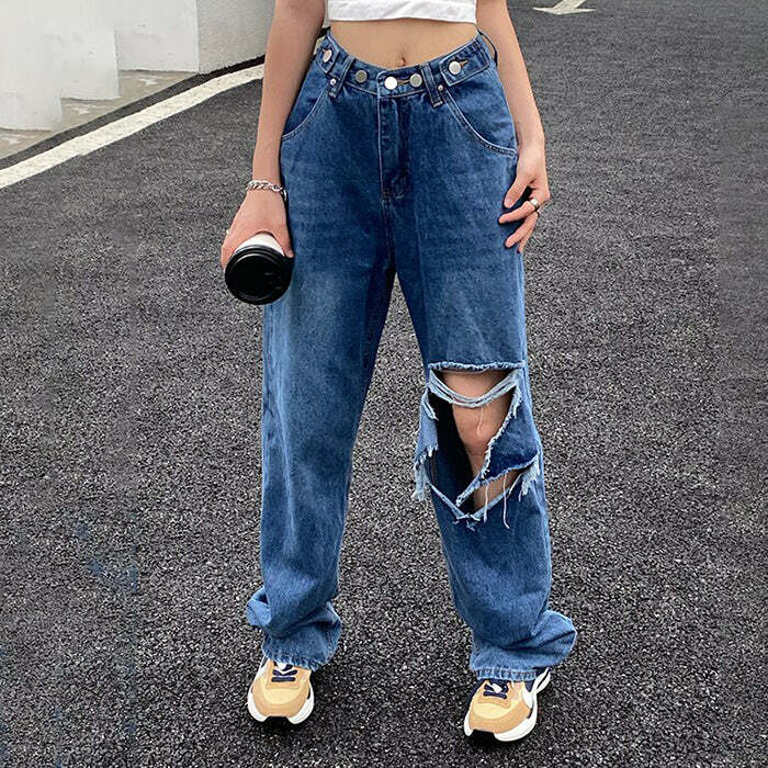 Ripped Baggy Jeans: Embrace Y2K Fashion with Grunge & Coquette Aesthetic